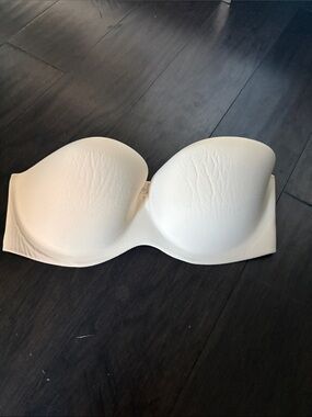 Strapless Smooth Contour Bra - Ivory
